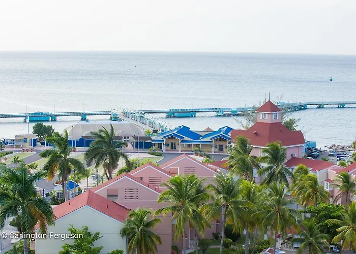 Turtle Towers Aparthotel
