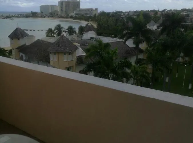 Aparthotel Turtle Towers *